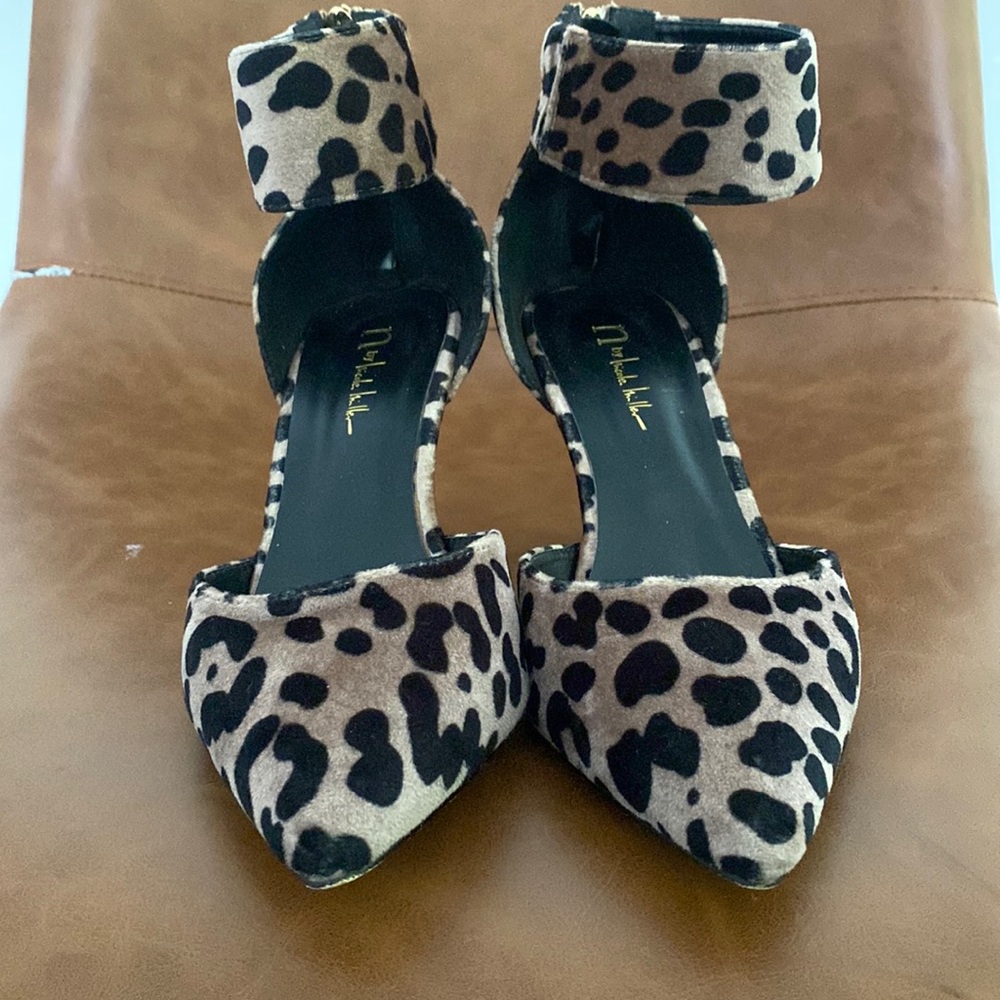 Kitty Heal Eye Catchers